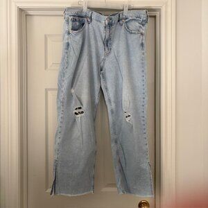 Gap 90's Loose Light Wash Jean
